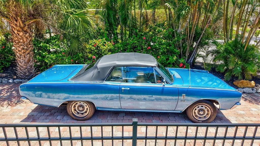 For Sale: $2,475,000 (3 beds, 2 baths, 2224 Square Feet)