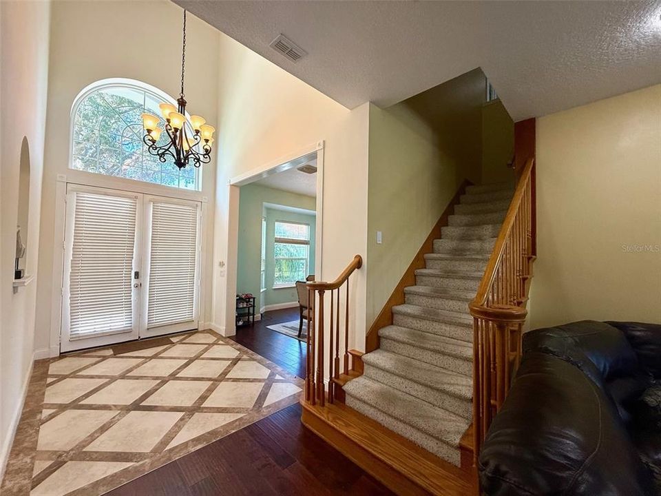 For Rent: $4,800 (6 beds, 4 baths, 3424 Square Feet)