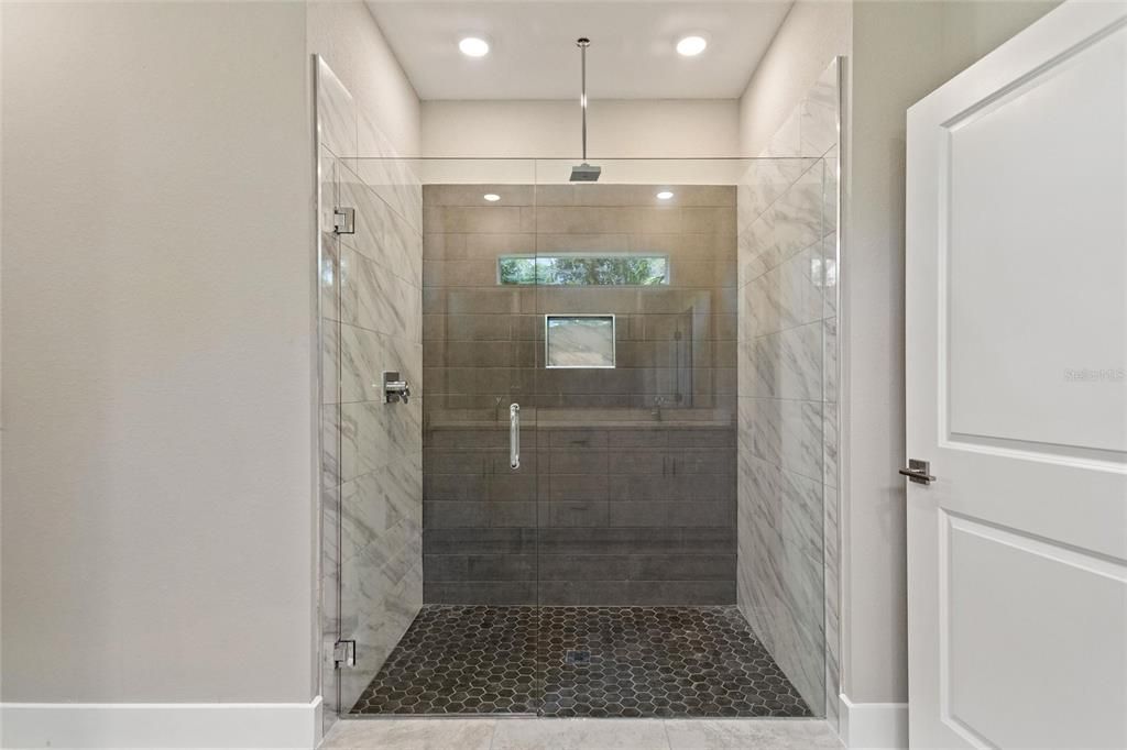 For Sale: $448,000 (4 beds, 2 baths, 1880 Square Feet)