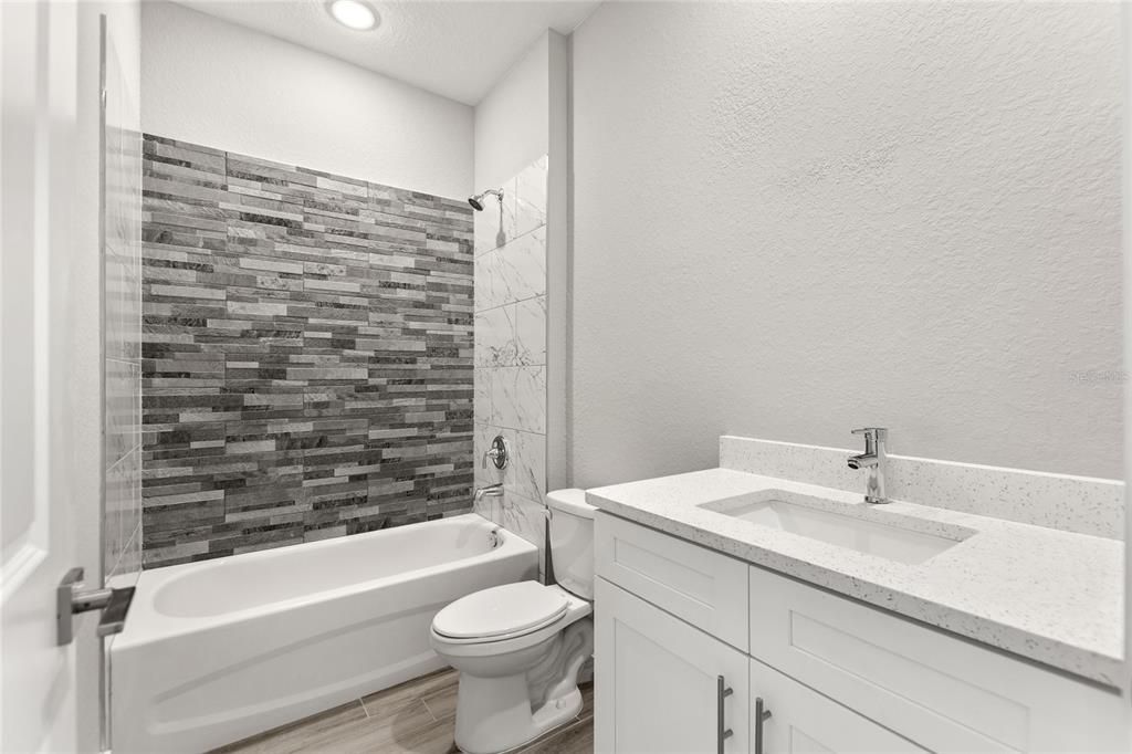 For Sale: $457,000 (4 beds, 2 baths, 1931 Square Feet)