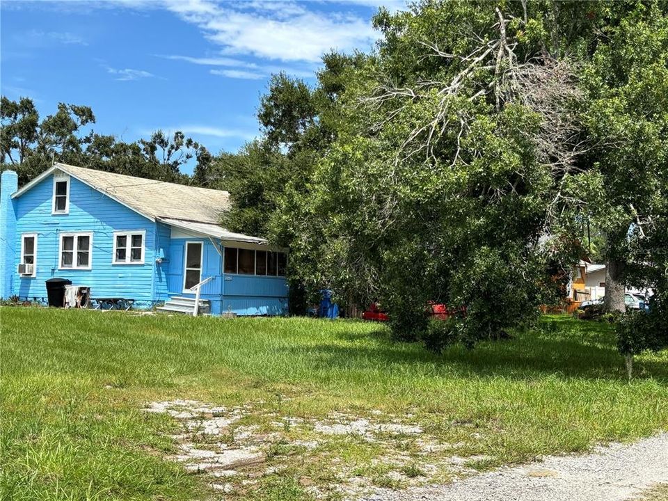 En Venta: $259,000 (2 camas, 1 baños, 960 Pies cuadrados)