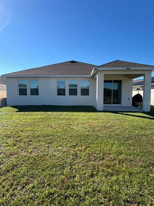 For Rent: $2,499 (4 beds, 2 baths, 1853 Square Feet)