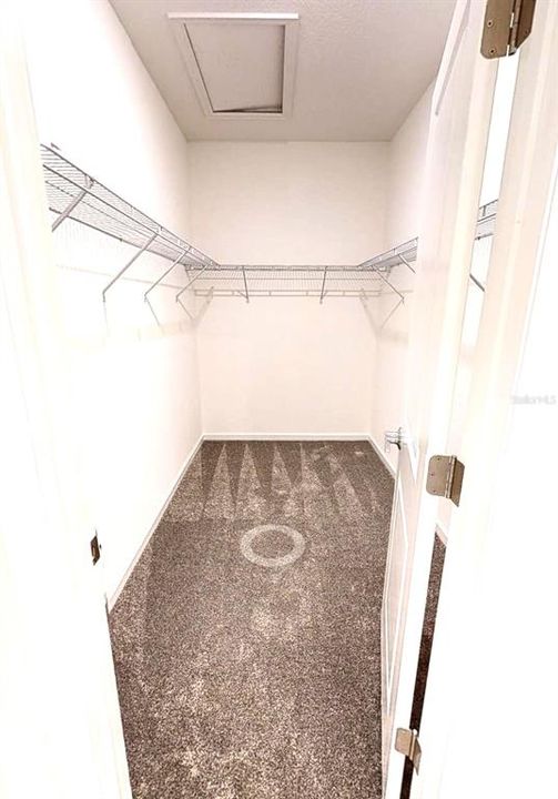 For Rent: $2,499 (4 beds, 2 baths, 1853 Square Feet)