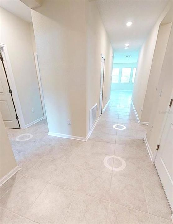 For Rent: $2,499 (4 beds, 2 baths, 1853 Square Feet)