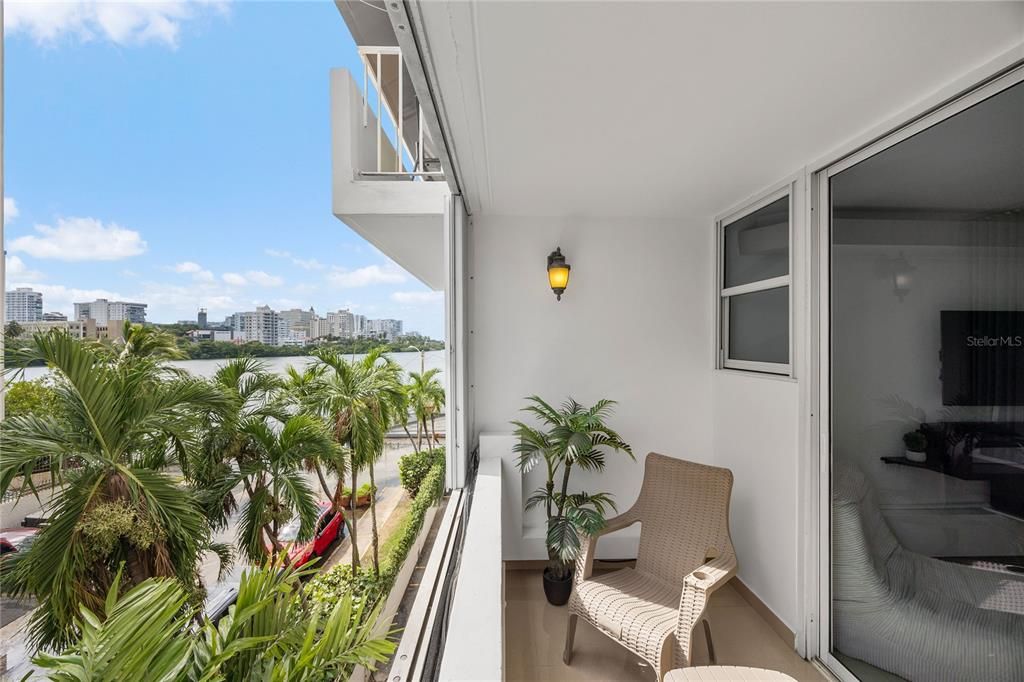 出租: $2,800 (1 贝兹, 1 浴室, 776 平方英尺)