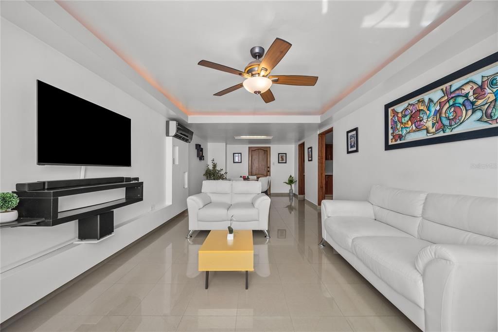 出租: $2,800 (1 贝兹, 1 浴室, 776 平方英尺)