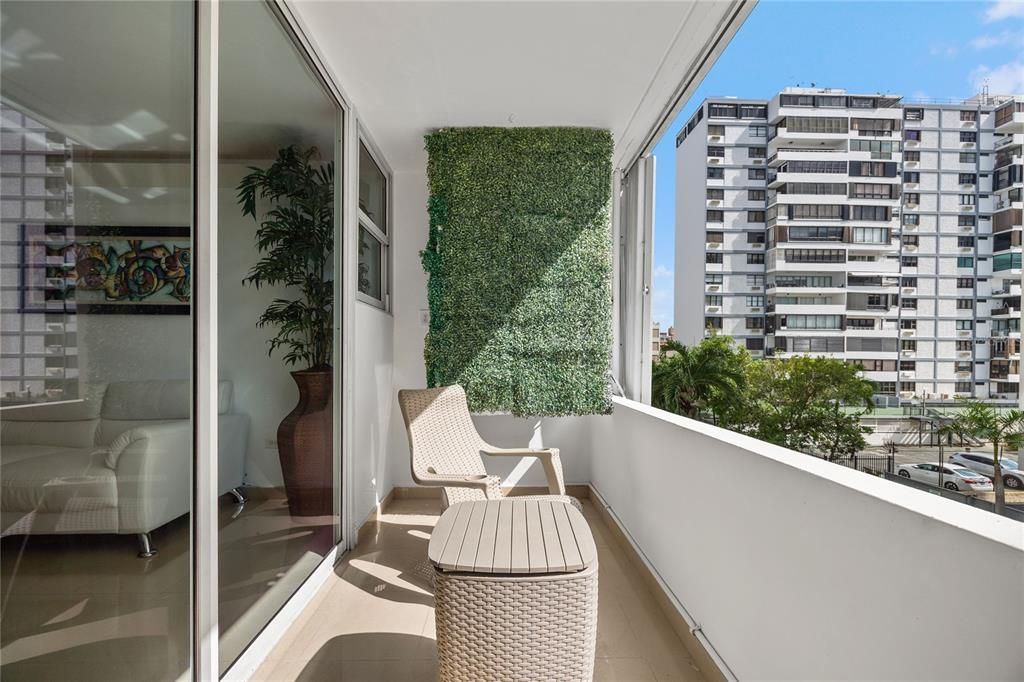 出租: $2,800 (1 贝兹, 1 浴室, 776 平方英尺)