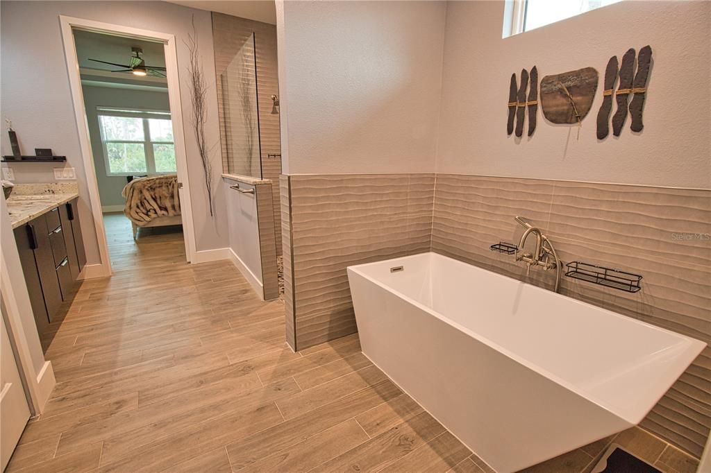 待售: $564,900 (3 贝兹, 2 浴室, 1903 平方英尺)