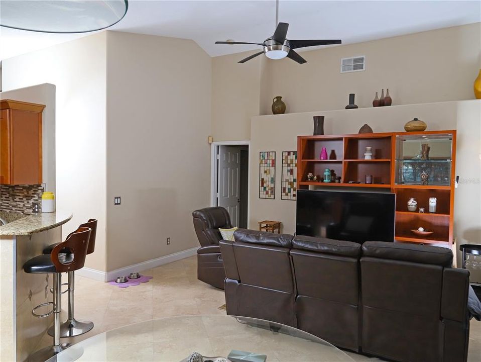 For Sale: $449,990 (4 beds, 2 baths, 1880 Square Feet)