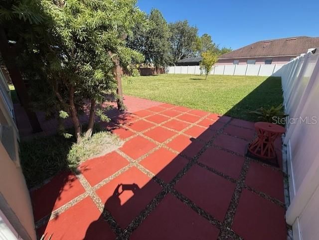 For Sale: $449,990 (4 beds, 2 baths, 1880 Square Feet)