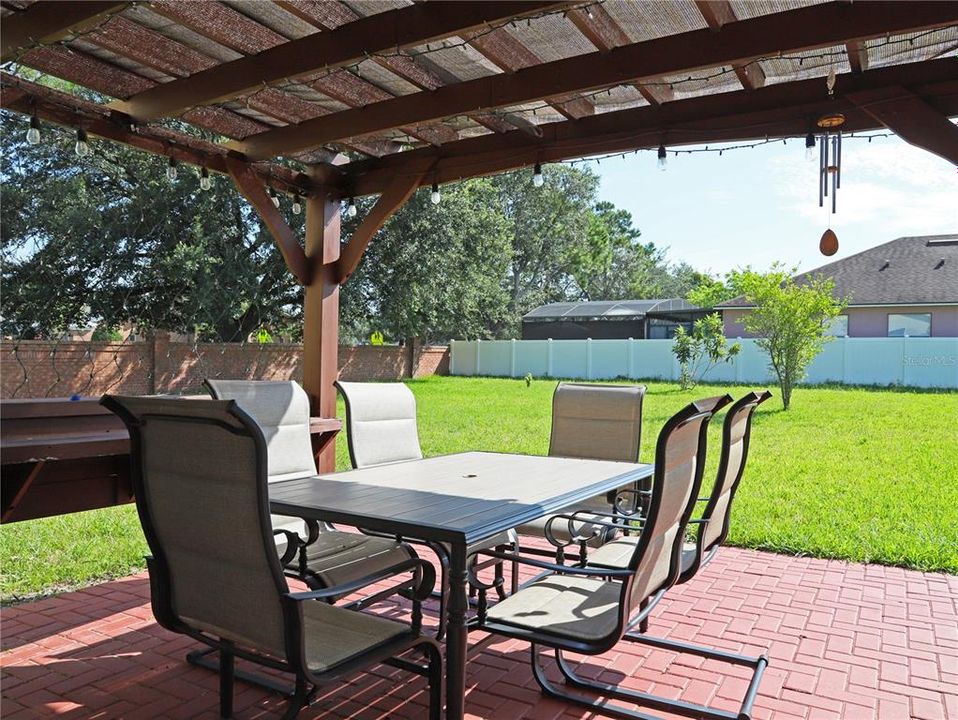 For Sale: $449,990 (4 beds, 2 baths, 1880 Square Feet)