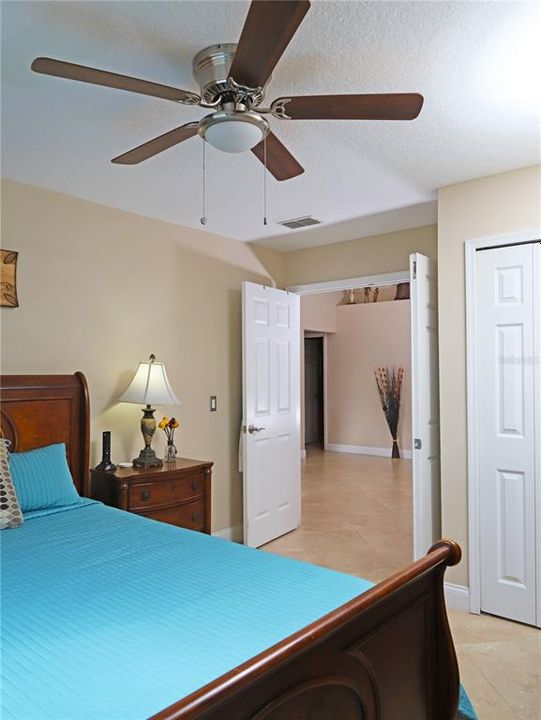 For Sale: $449,990 (4 beds, 2 baths, 1880 Square Feet)