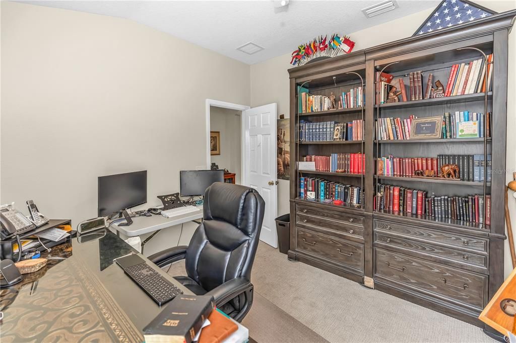 En Venta: $565,000 (4 camas, 4 baños, 2798 Pies cuadrados)