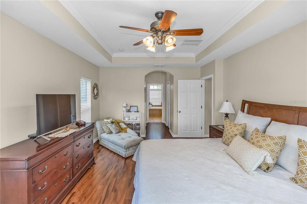 En Venta: $565,000 (4 camas, 4 baños, 2798 Pies cuadrados)