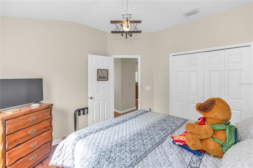 En Venta: $565,000 (4 camas, 4 baños, 2798 Pies cuadrados)