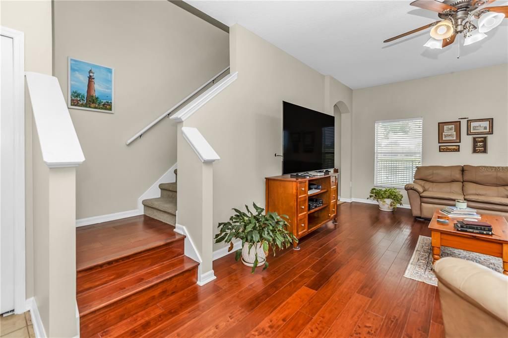 En Venta: $565,000 (4 camas, 4 baños, 2798 Pies cuadrados)