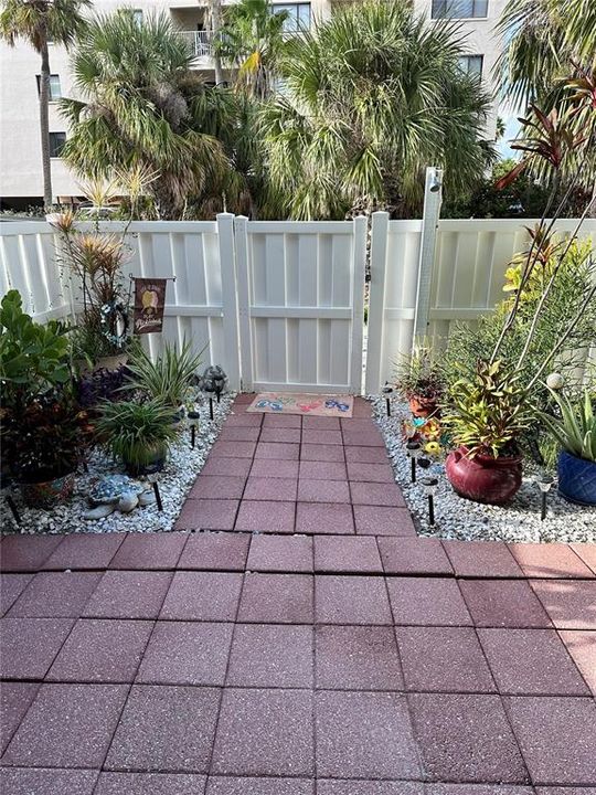 На продажу: $980,000 (2 спален, 3 ванн, 1450 Квадратных фут)