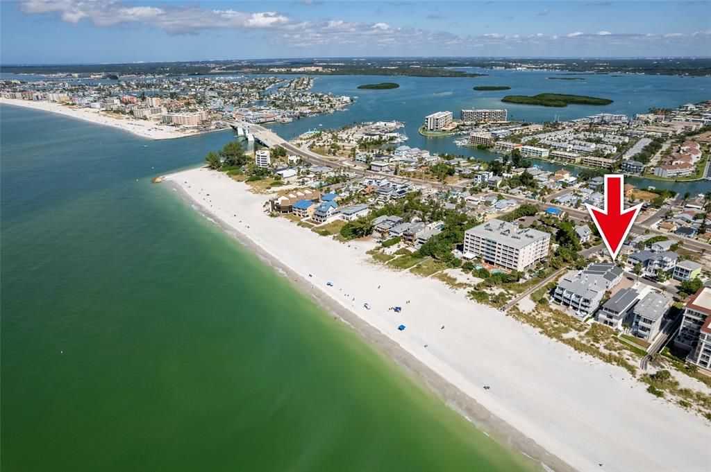 На продажу: $980,000 (2 спален, 3 ванн, 1450 Квадратных фут)