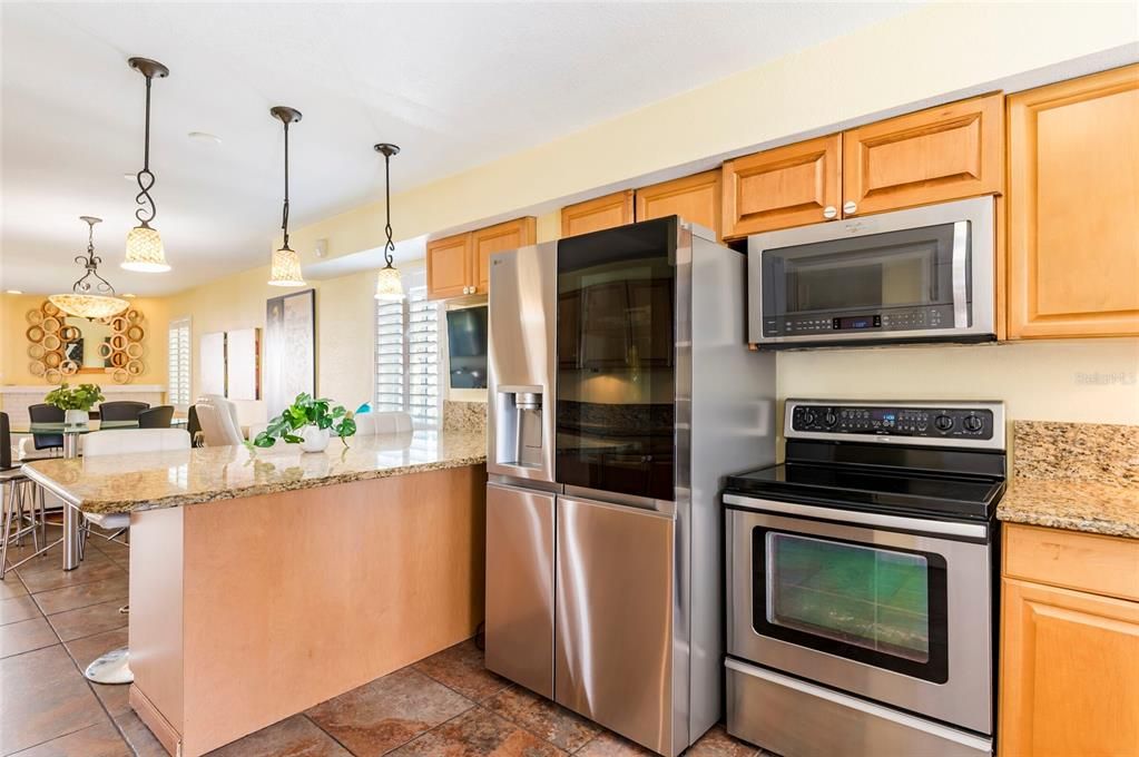 На продажу: $980,000 (2 спален, 3 ванн, 1450 Квадратных фут)