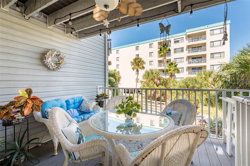 На продажу: $980,000 (2 спален, 3 ванн, 1450 Квадратных фут)