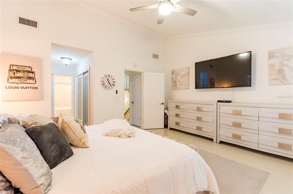 На продажу: $980,000 (2 спален, 3 ванн, 1450 Квадратных фут)