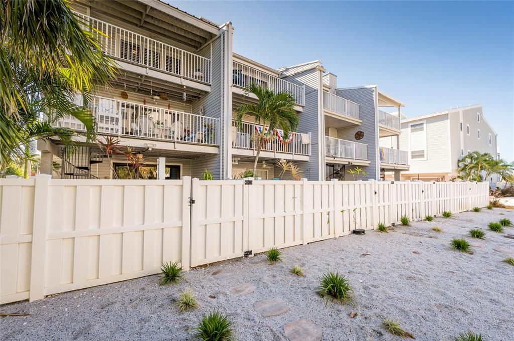 На продажу: $980,000 (2 спален, 3 ванн, 1450 Квадратных фут)