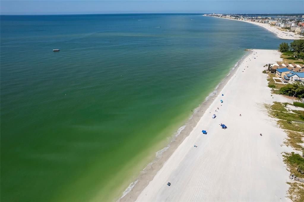 На продажу: $980,000 (2 спален, 3 ванн, 1450 Квадратных фут)