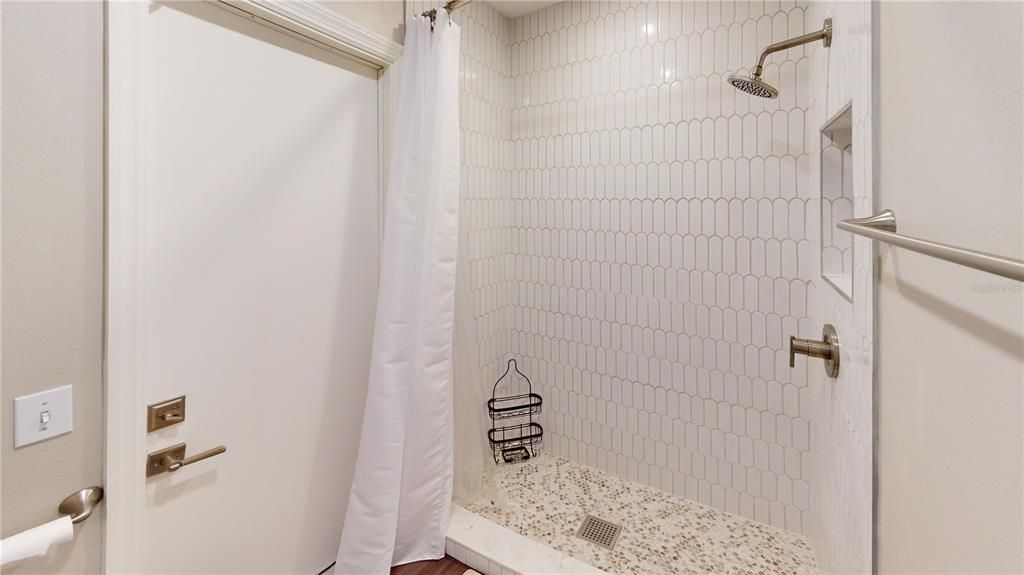 En Venta: $575,000 (2 camas, 2 baños, 1473 Pies cuadrados)