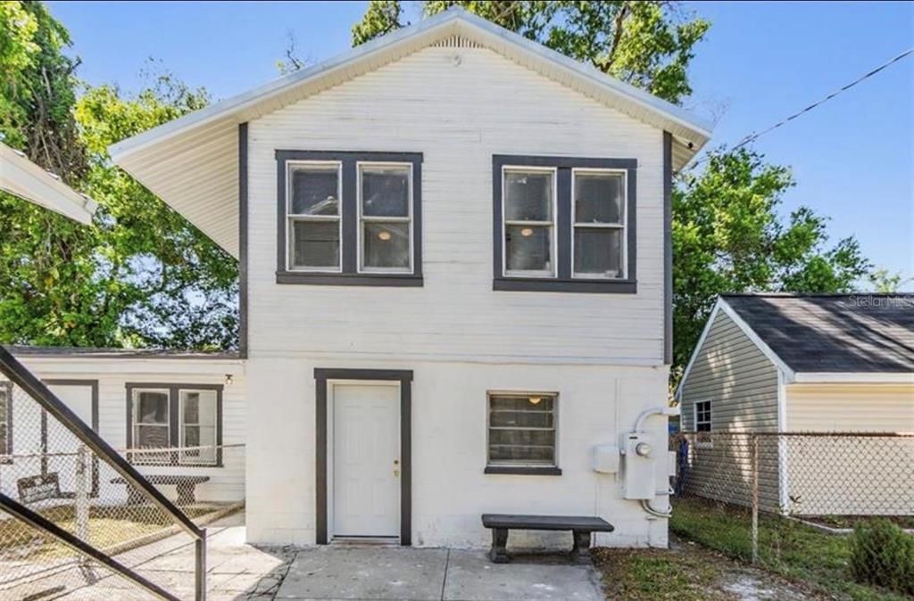 For Rent: $1,350 (1 beds, 1 baths, 580 Square Feet)