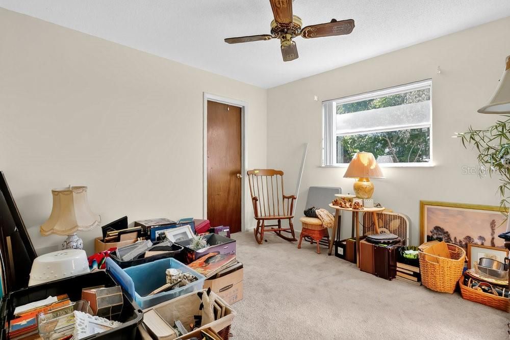 For Sale: $359,900 (3 beds, 2 baths, 1322 Square Feet)