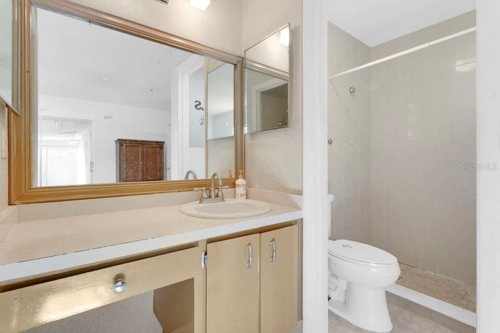 For Sale: $359,900 (3 beds, 2 baths, 1322 Square Feet)