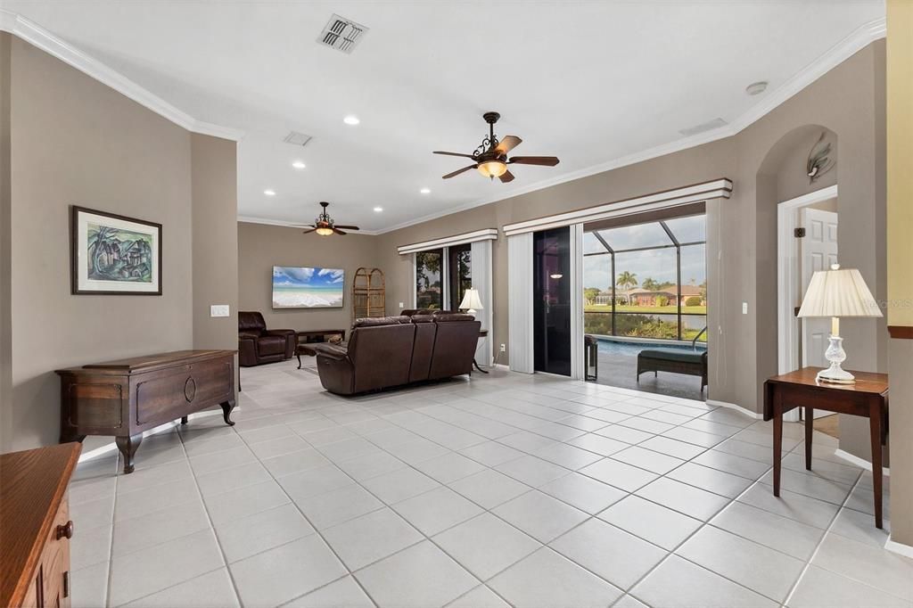 For Sale: $650,000 (4 beds, 2 baths, 2213 Square Feet)