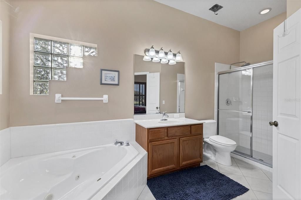 For Sale: $650,000 (4 beds, 2 baths, 2213 Square Feet)