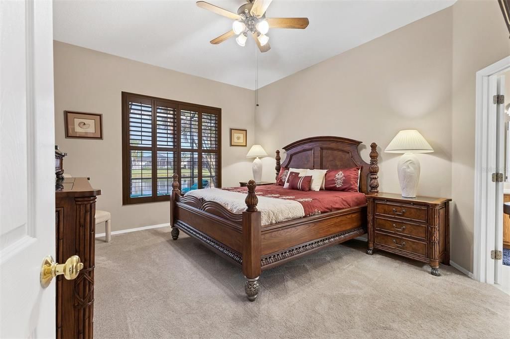 For Sale: $650,000 (4 beds, 2 baths, 2213 Square Feet)