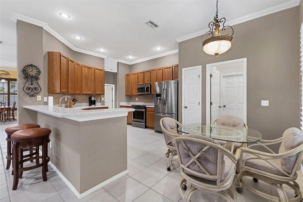 For Sale: $650,000 (4 beds, 2 baths, 2213 Square Feet)