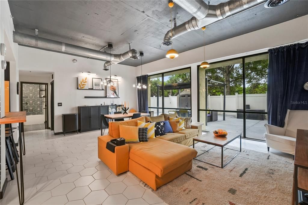 待售: $295,000 (3 贝兹, 2 浴室, 1525 平方英尺)