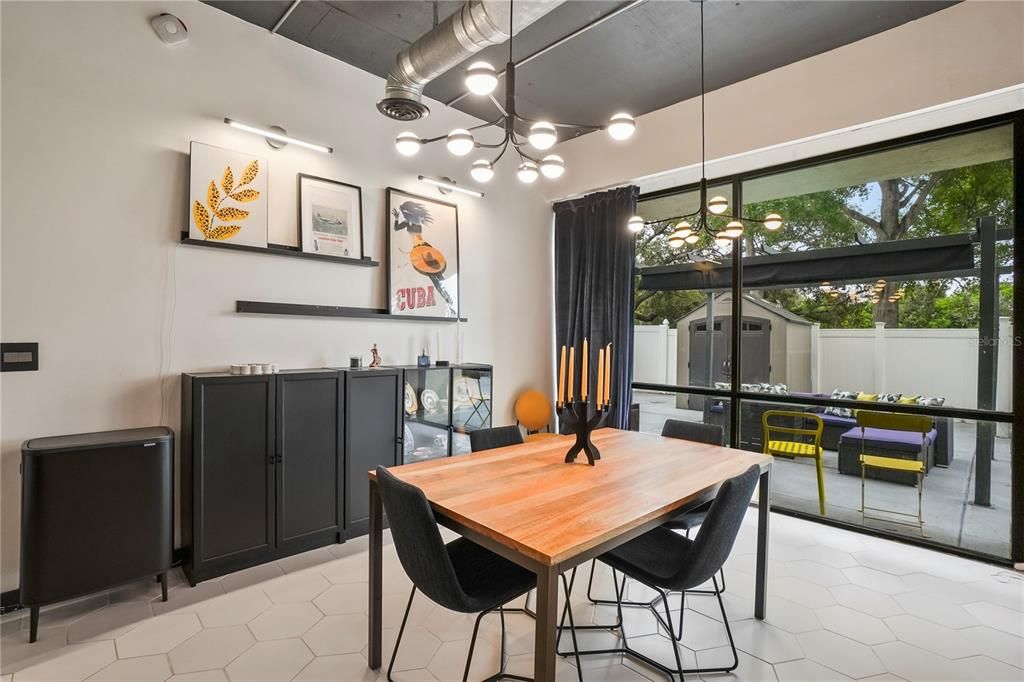 待售: $295,000 (3 贝兹, 2 浴室, 1525 平方英尺)