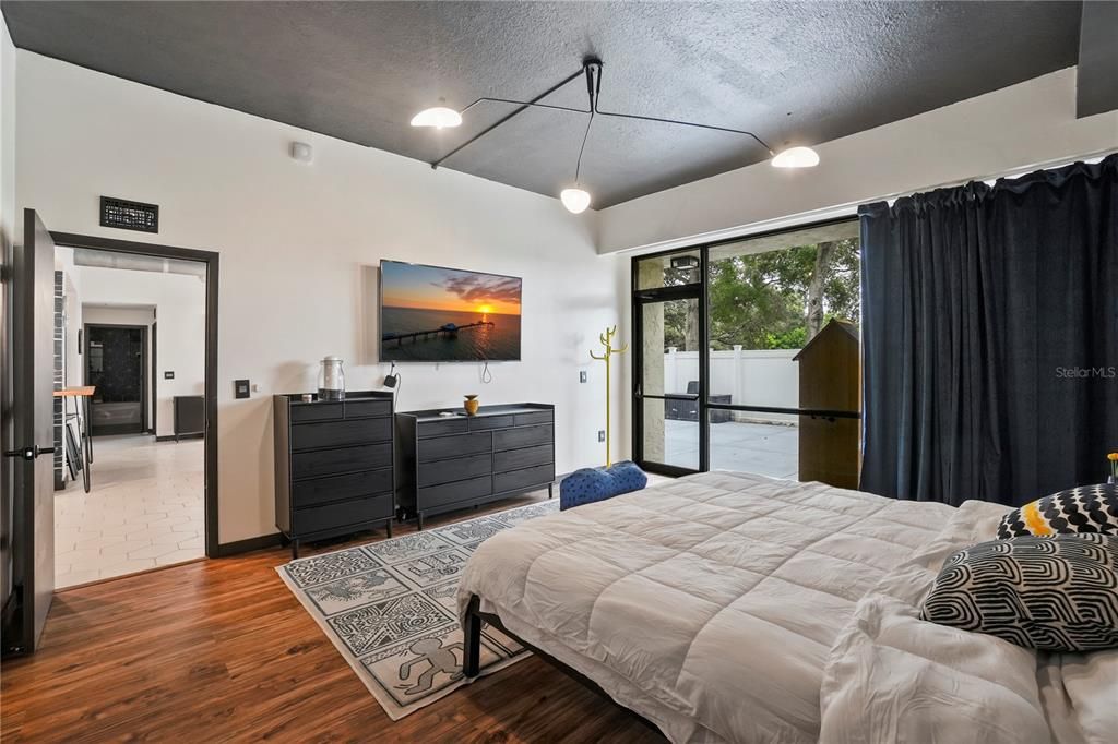 待售: $295,000 (3 贝兹, 2 浴室, 1525 平方英尺)