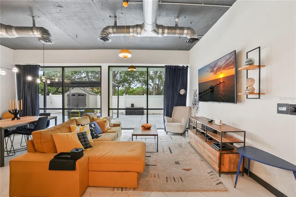 待售: $295,000 (3 贝兹, 2 浴室, 1525 平方英尺)