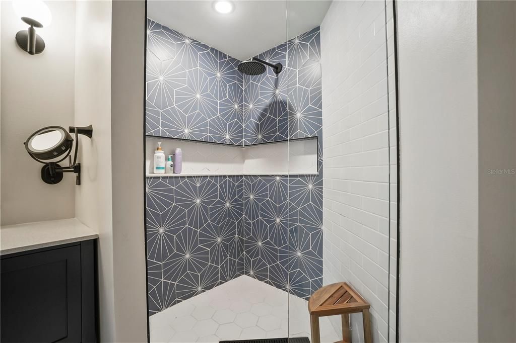 待售: $295,000 (3 贝兹, 2 浴室, 1525 平方英尺)