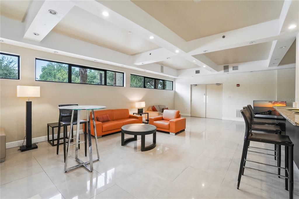 待售: $295,000 (3 贝兹, 2 浴室, 1525 平方英尺)