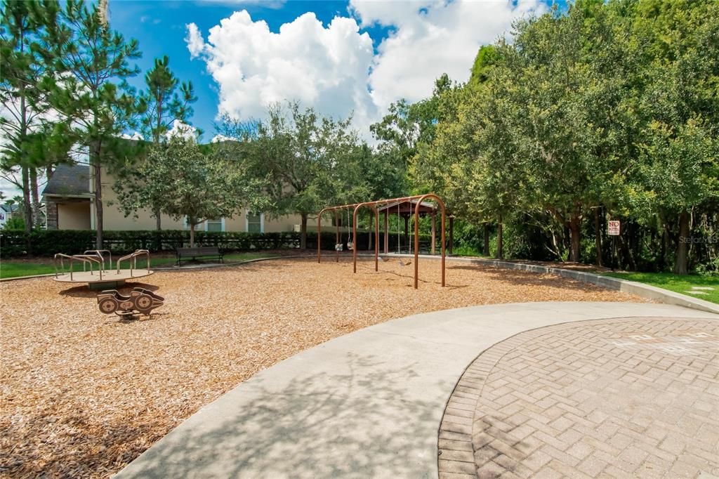 For Rent: $2,190 (3 beds, 2 baths, 1673 Square Feet)