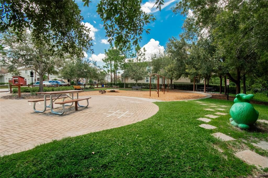 For Rent: $2,190 (3 beds, 2 baths, 1673 Square Feet)