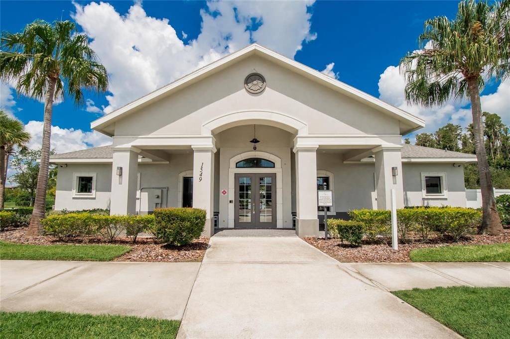 For Rent: $2,190 (3 beds, 2 baths, 1673 Square Feet)