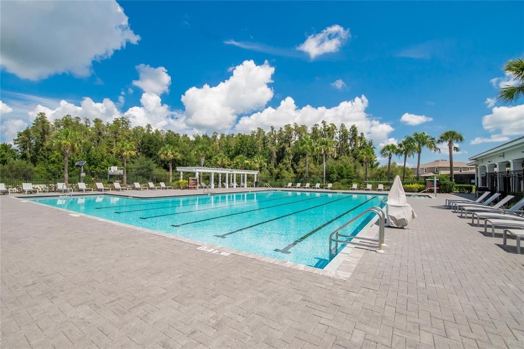 For Rent: $2,190 (3 beds, 2 baths, 1673 Square Feet)