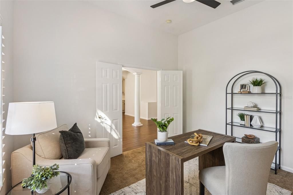 合同活跃: $600,000 (4 贝兹, 2 浴室, 2436 平方英尺)