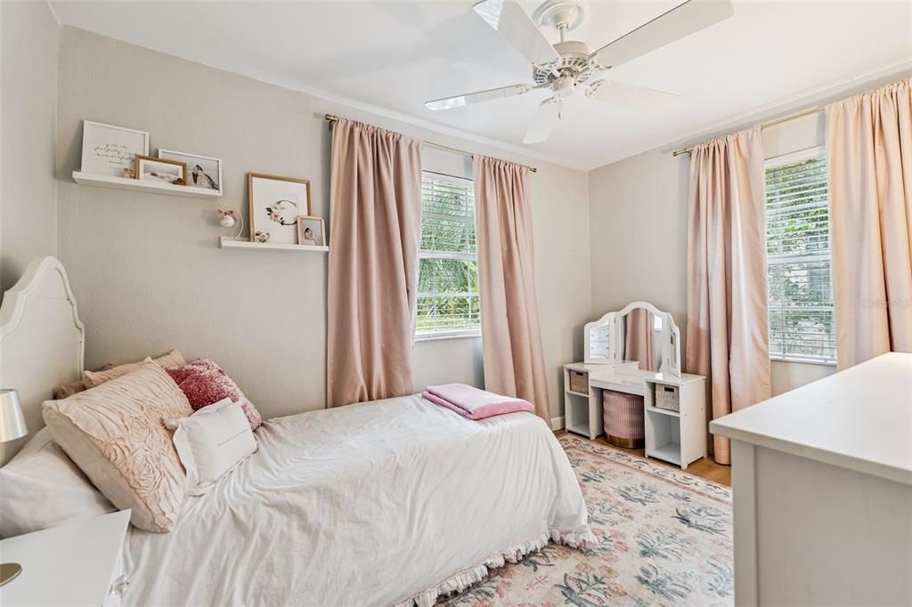 Active With Contract: $795,000 (3 beds, 2 baths, 1712 Square Feet)