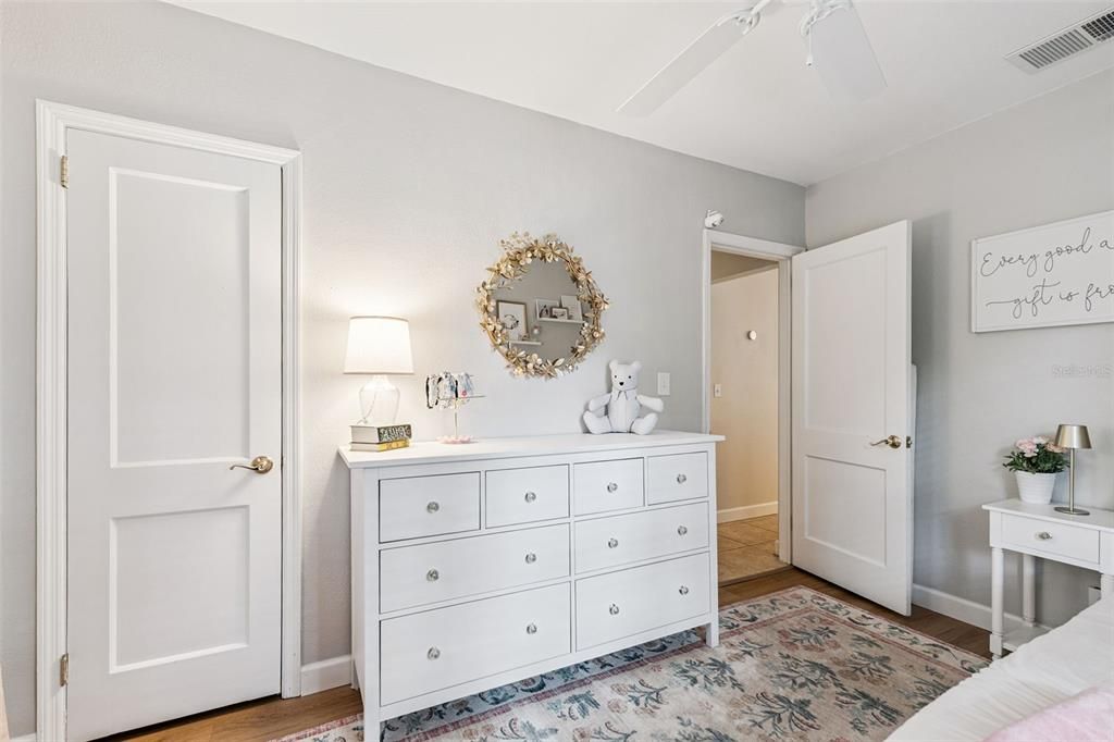 Active With Contract: $795,000 (3 beds, 2 baths, 1712 Square Feet)