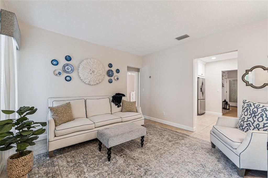 Active With Contract: $795,000 (3 beds, 2 baths, 1712 Square Feet)