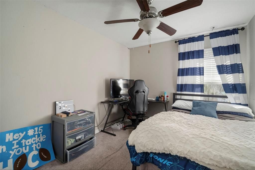 For Sale: $294,900 (3 beds, 2 baths, 1928 Square Feet)